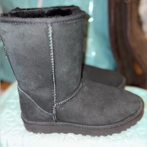 Ugg Classic Short II Boot - Sheepskin